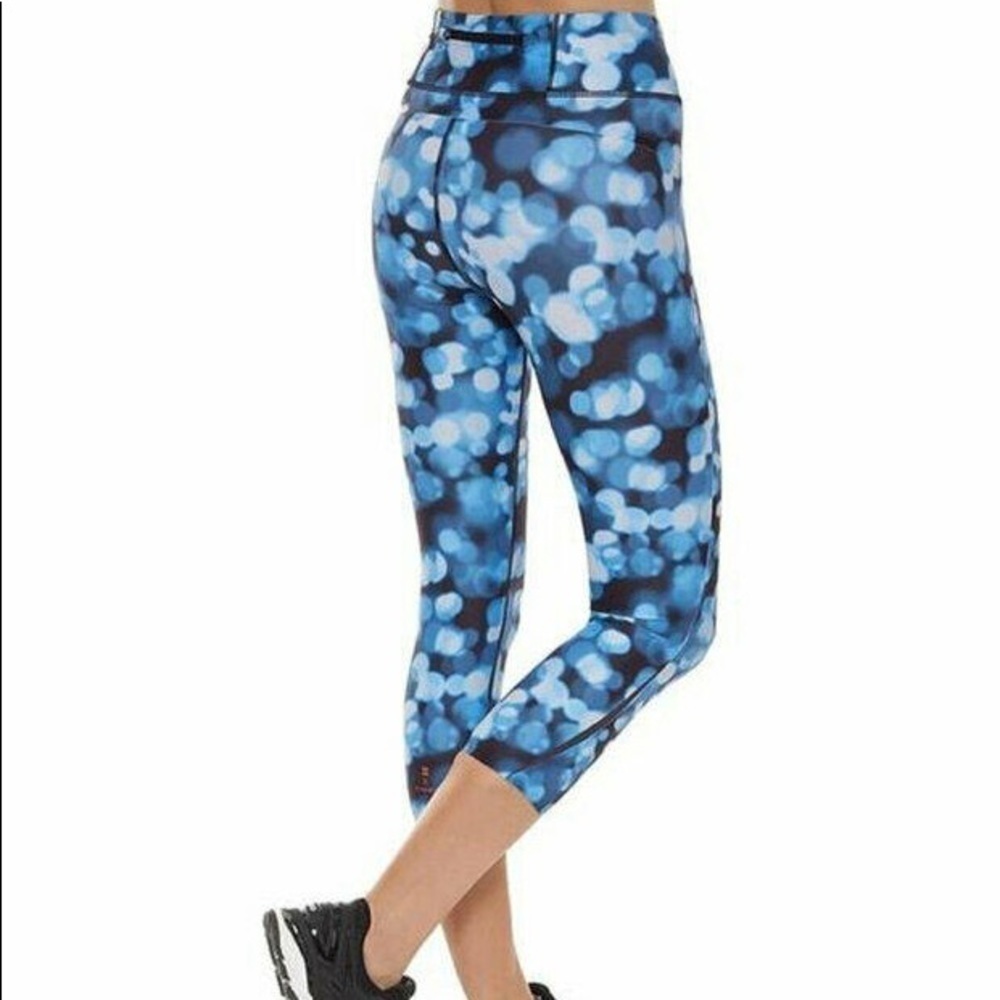 Sweaty Betty X ModelFIT Blue/Black Tranquil Lights Zero Gravity Leggings Size S